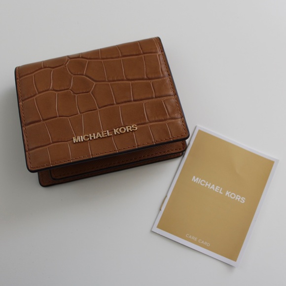 Michael Kors Wallet - Picture 3 of 5